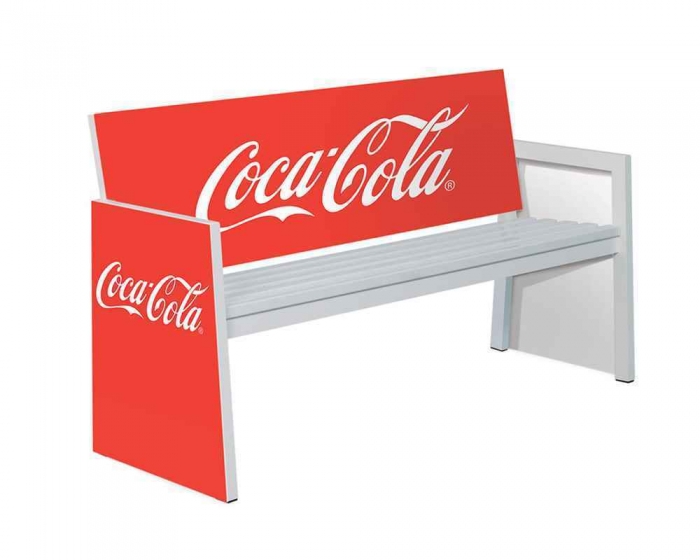 Sportplatz Sitzbänke